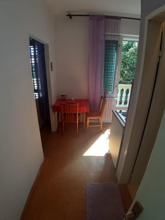 Apartmani Milka Pakoštane Екстериор снимка